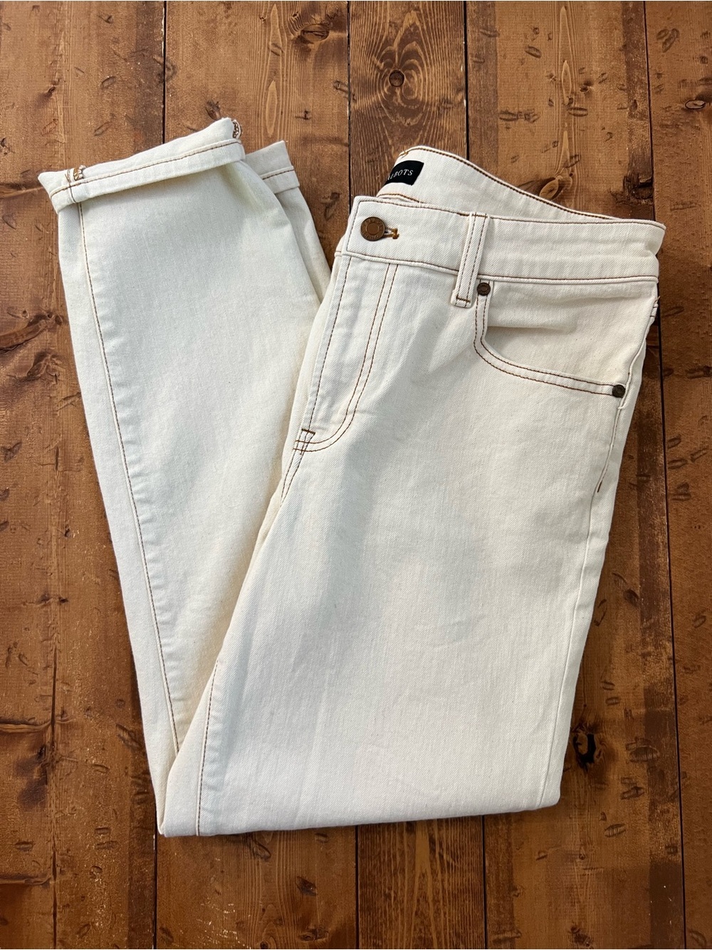 Talbots Everyday Relaxed Jeans Women’s Size 8 Cream Straight Leg Denim